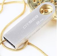 图片 金士顿金属钥匙 U 盘DTSE9G2